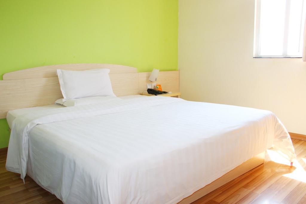 7Days Inn Dalian Gangwan Square Station Port Екстериор снимка