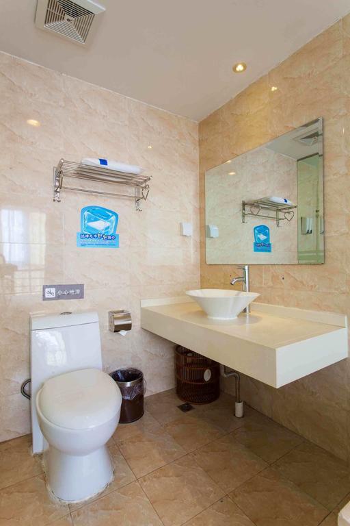 7Days Inn Dalian Gangwan Square Station Port Стая снимка