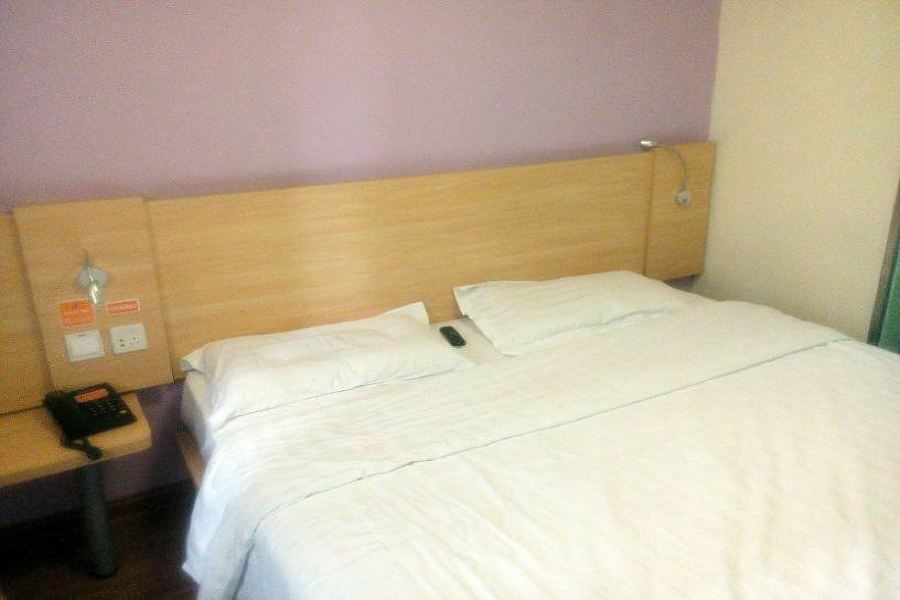 7Days Inn Dalian Gangwan Square Station Port Екстериор снимка